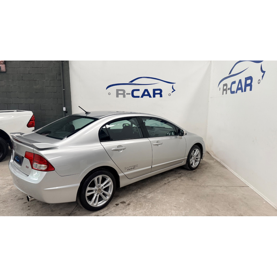HONDA Civic 2.0 16V 4P SI