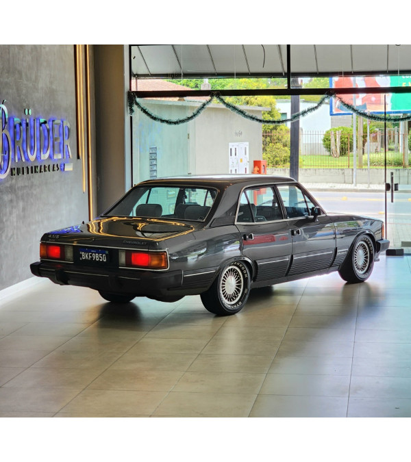 Opala 4.1 12V 4P DIPLOMATA