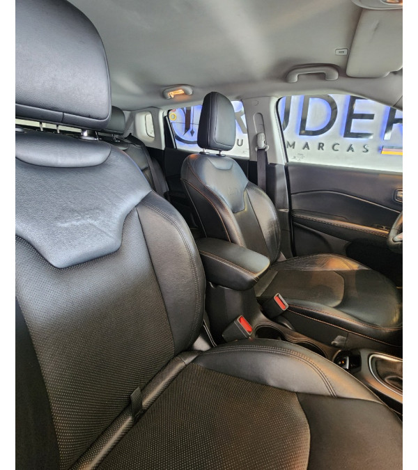 Compass 2.0 16V 4P LONGITUDE TURBO DIESEL 4X4 AUTOMÁTICO
