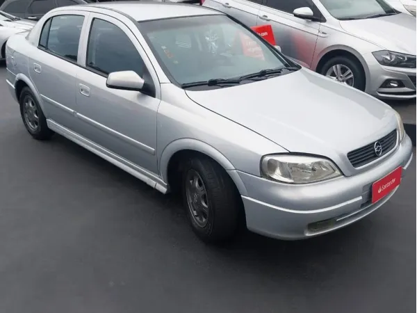 ASTRA 2.0 MPFI GLS SEDAN 8V
