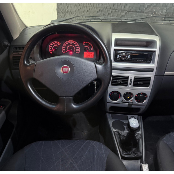 FIAT Palio 1.4 4P ELX 30 ANOS FLEX