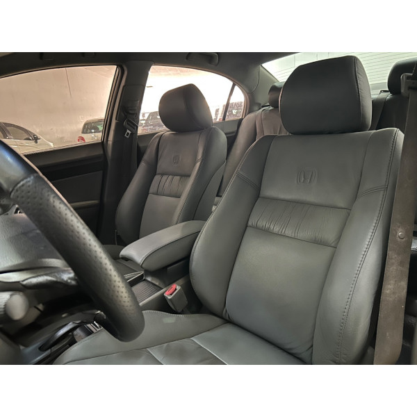Civic 1.8 16V 4P FLEX LXL