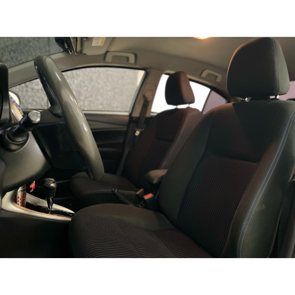 Yaris Sedan 1.5 16V 4P FLEX XL MULTIDRIVE AUTOMÁTICO CVT