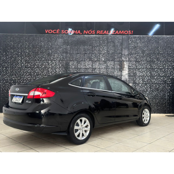 FORD Fiesta Sedan 1.6 16V 4P SE FLEX
