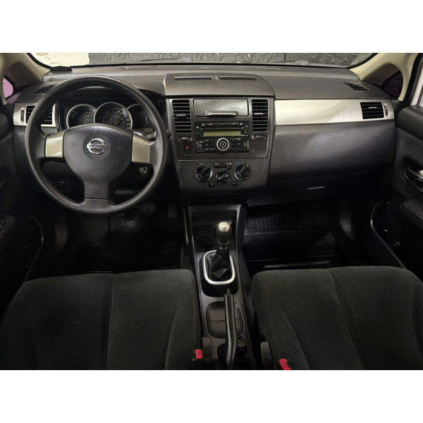 Tiida Sedan 1.8 16V 4P FLEX