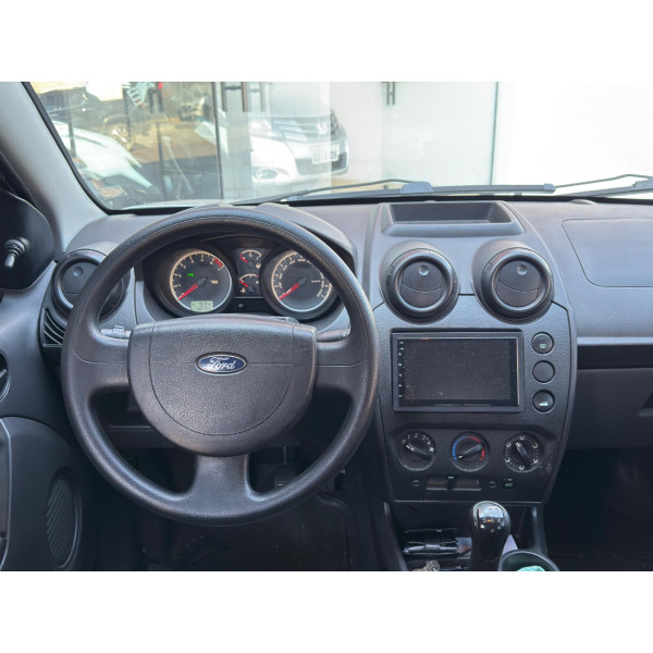 FORD Fiesta Sedan 1.6 4P CLASS FLEX