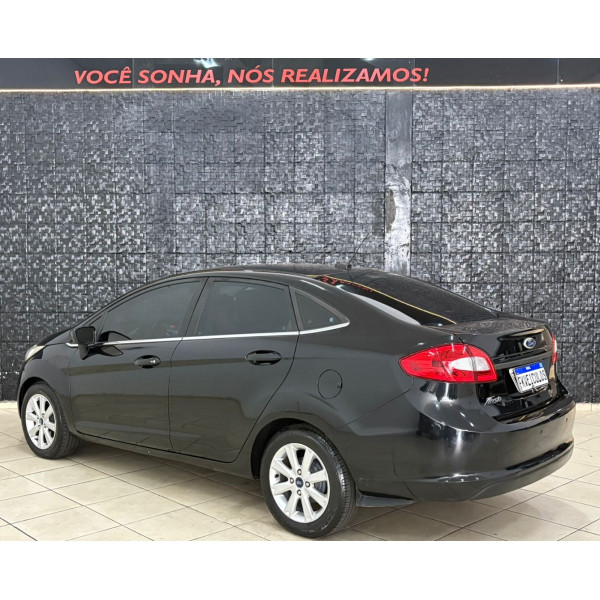 FORD Fiesta Sedan 1.6 16V 4P SE FLEX