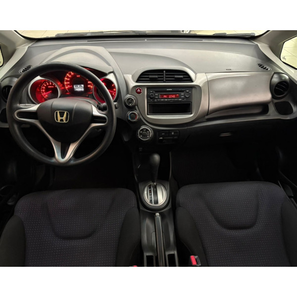 Fit 1.4 16V 4P LX FLEX