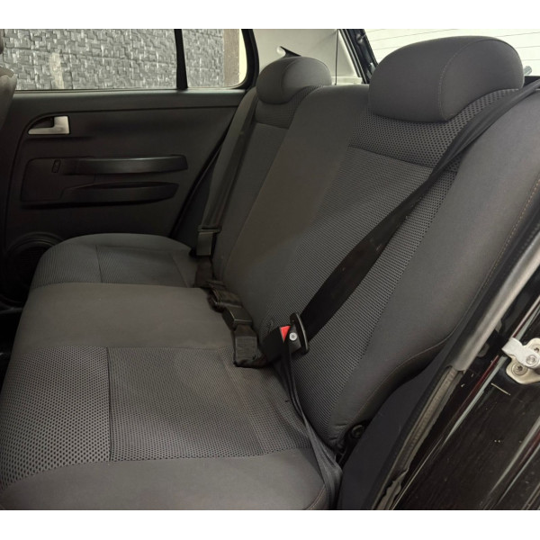 VOLKSWAGEN Fox 1.0 4P FLEX