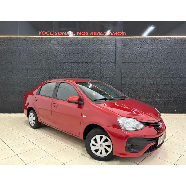 Etios Sedan 1.5 16V 4P FLEX XS