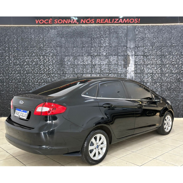 FORD Fiesta Sedan 1.6 16V 4P SE FLEX