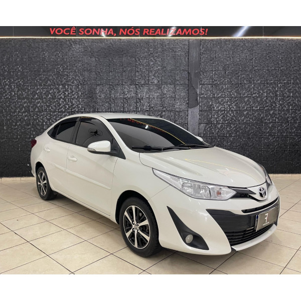 Yaris Sedan 1.5 16V 4P FLEX XL MULTIDRIVE AUTOMÁTICO CVT