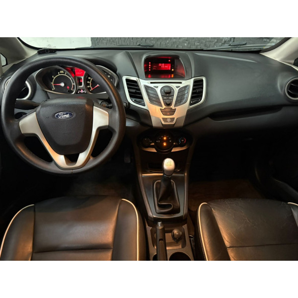 FORD Fiesta Sedan 1.6 16V 4P SE FLEX