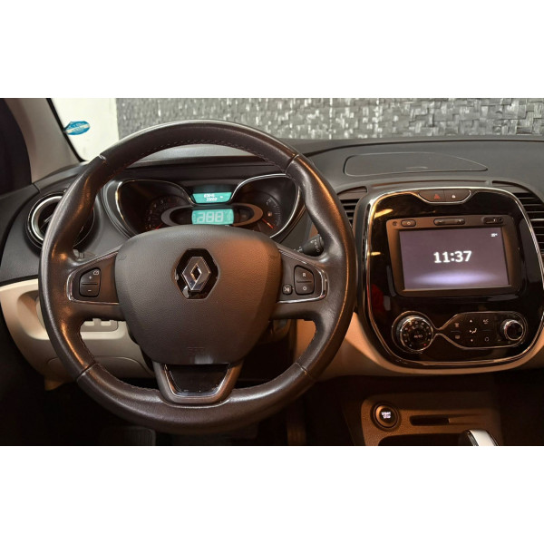 RENAULT Captur 1.6 16V 4P FLEX SCE INTENSE X-TRONIC CVT