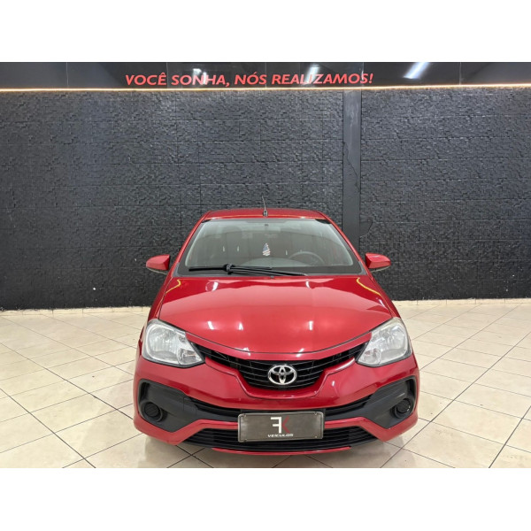 Etios Sedan 1.5 16V 4P FLEX XS