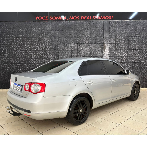 VOLKSWAGEN Jetta 2.5 20V 4P 170CV AUTOMÁTICO