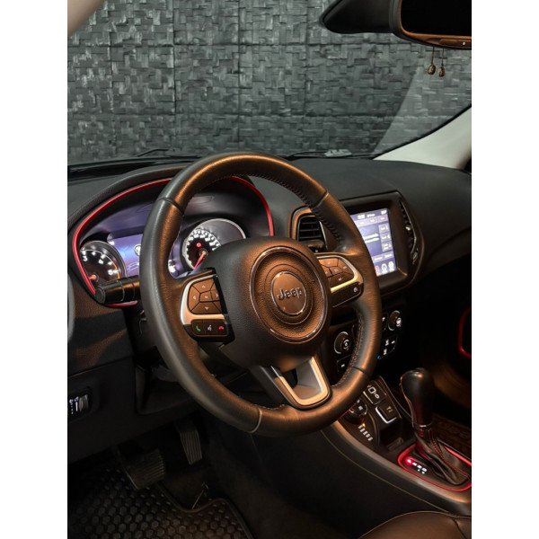 JEEP Compass 2.0 16V 4P 350 TRAILHAWK 4X4 TURBO DIESEL AUTOMÁTICO