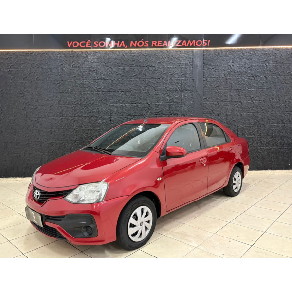 Etios Sedan 1.5 16V 4P FLEX XS