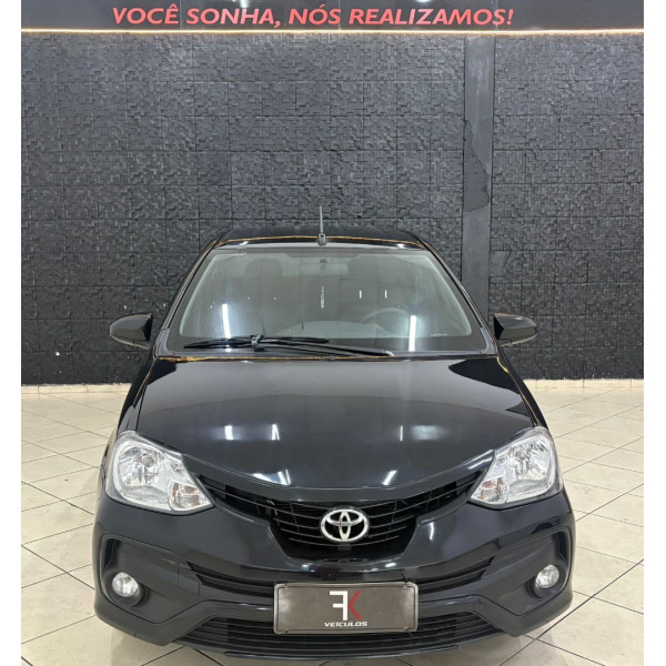 Etios Sedan 1.5 16V 4P FLEX XS