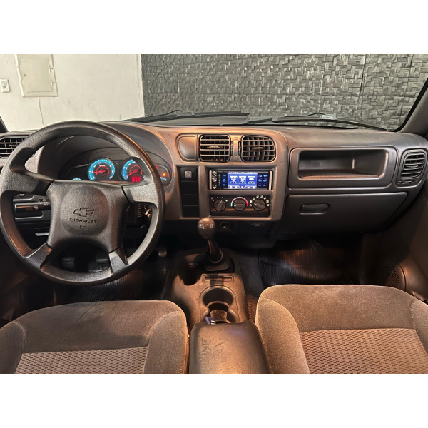 S10 2.4 ADVANTAGE CABINE DUPLA