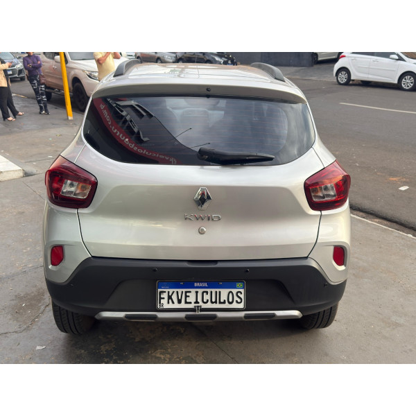 Kwid 1.0 12V 4P SCE FLEX OUTSIDER
