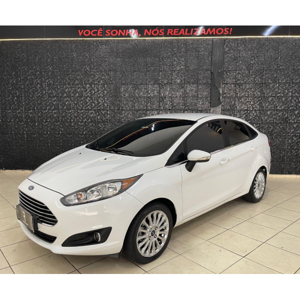 Fiesta Sedan 1.6 4P FLEX TITANIUM POWERSHIFT AUTOMÁTICO