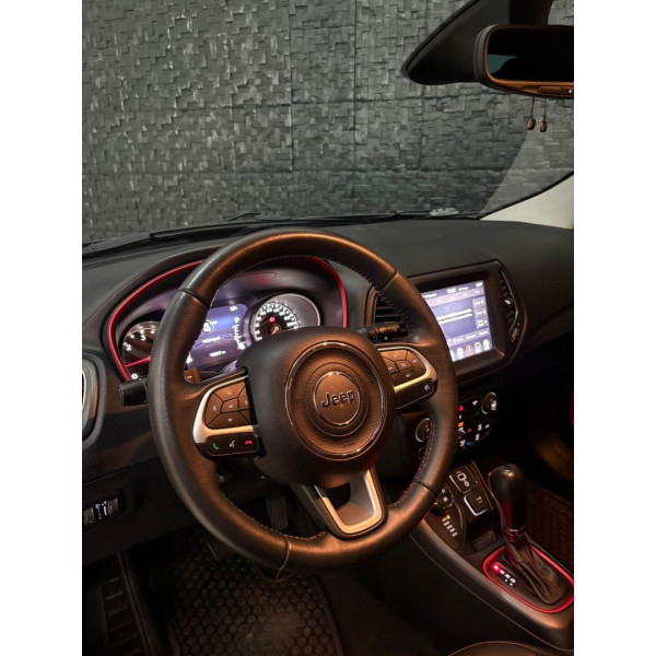 JEEP Compass 2.0 16V 4P 350 TRAILHAWK 4X4 TURBO DIESEL AUTOMÁTICO