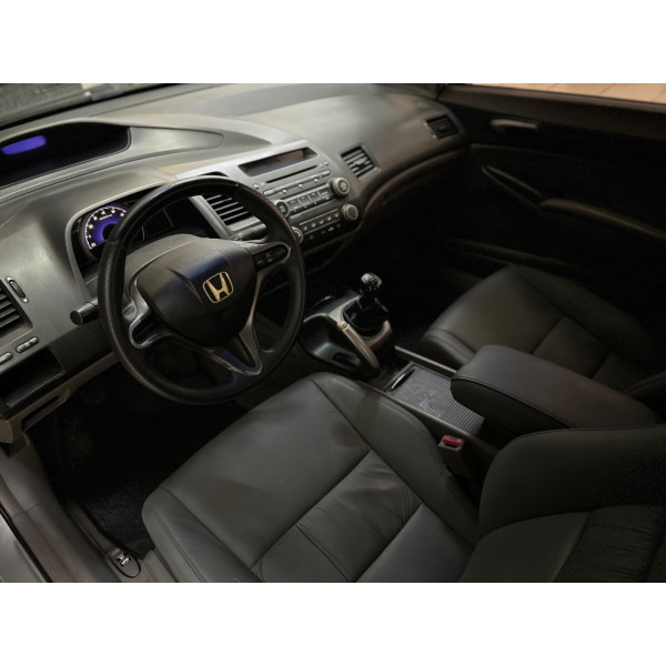 Civic 1.8 16V 4P FLEX LXL