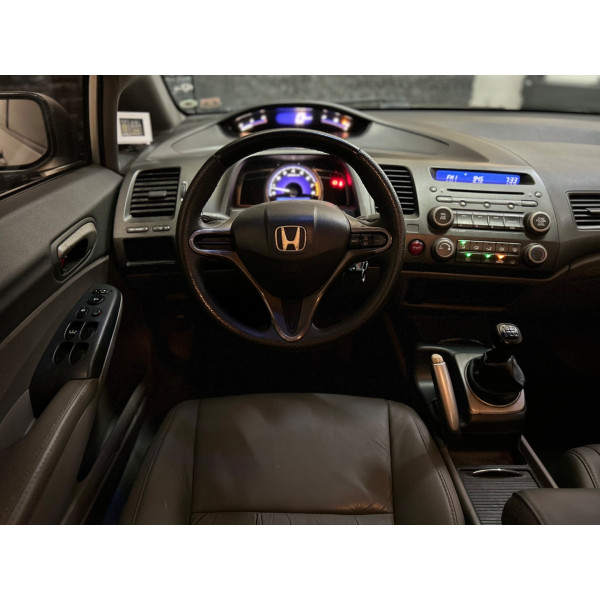 Civic 1.8 16V 4P FLEX LXL