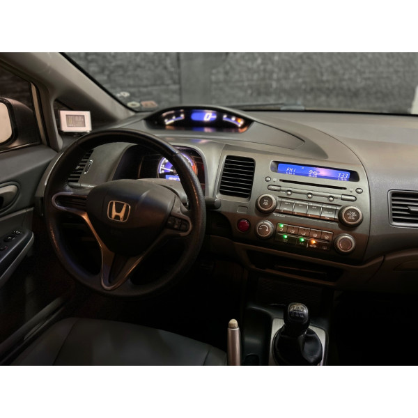 Civic 1.8 16V 4P FLEX LXL