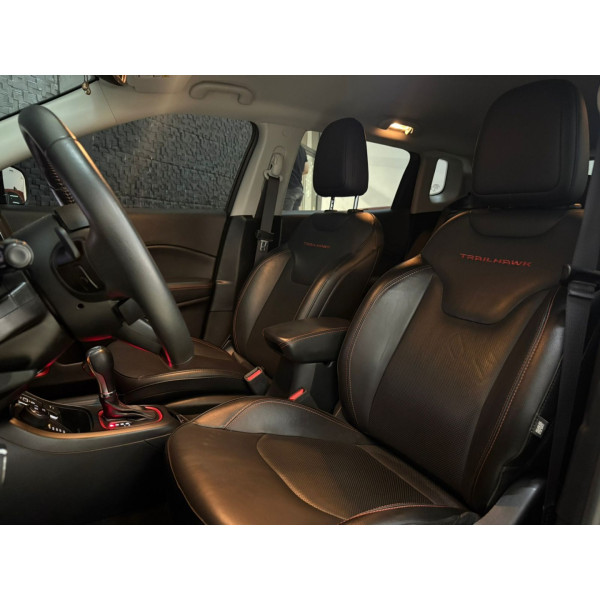 JEEP Compass 2.0 16V 4P 350 TRAILHAWK 4X4 TURBO DIESEL AUTOMÁTICO