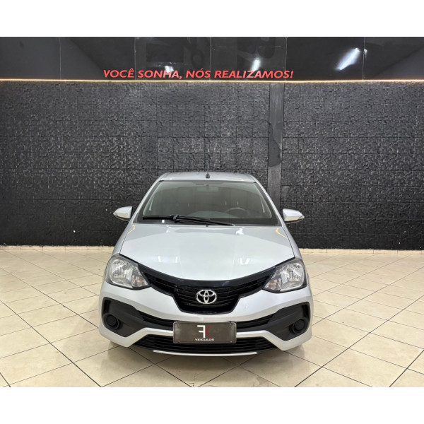 Etios Sedan 1.5 16V 4P FLEX X PLUS AUTOMÁTICO