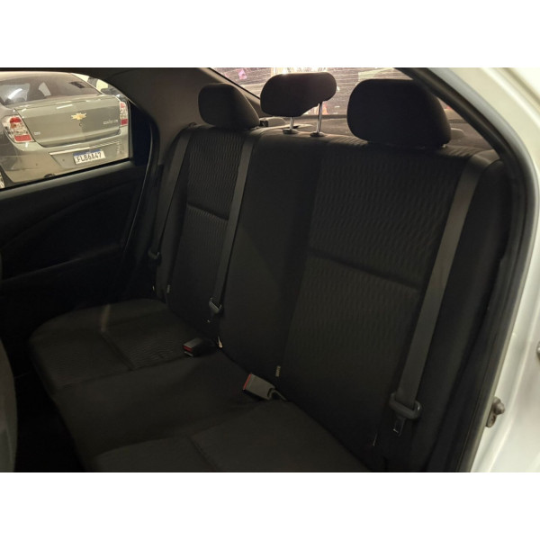 Etios Sedan 1.5 16V 4P FLEX X PLUS AUTOMÁTICO