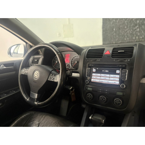 VOLKSWAGEN Jetta 2.5 20V 4P 170CV AUTOMÁTICO