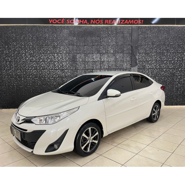 Yaris Sedan 1.5 16V 4P FLEX XL MULTIDRIVE AUTOMÁTICO CVT