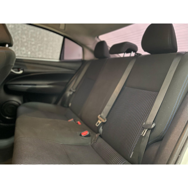 Yaris Sedan 1.5 16V 4P FLEX XL MULTIDRIVE AUTOMÁTICO CVT