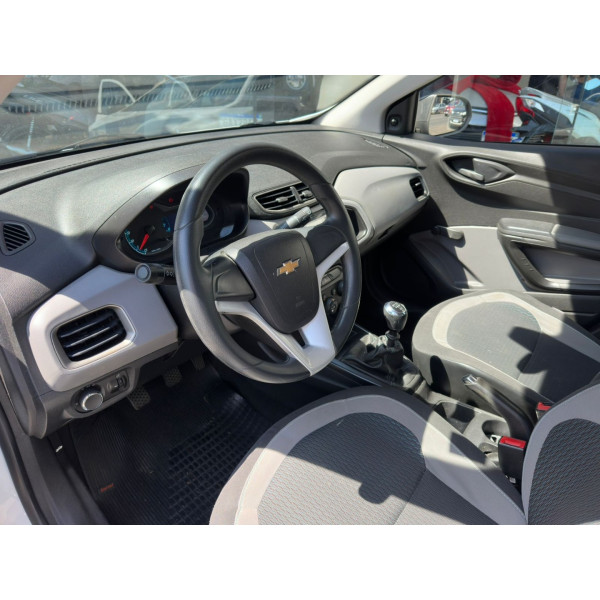 CHEVROLET Onix Hatch 1.0 4P FLEX LS
