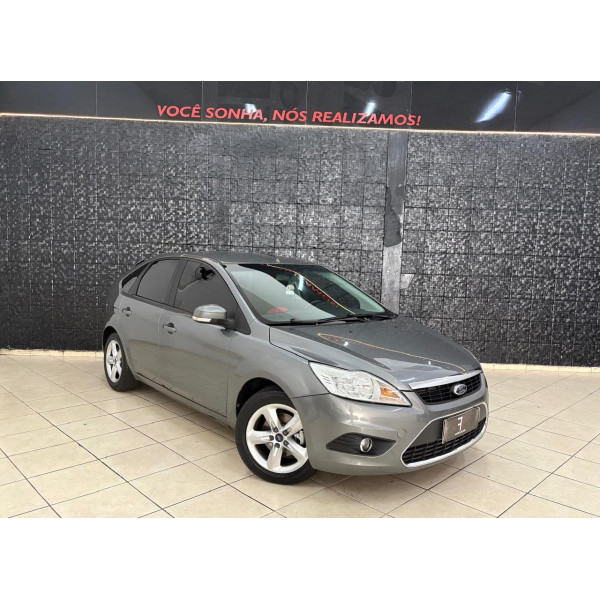 Focus Hatch 1.6 4P GLX