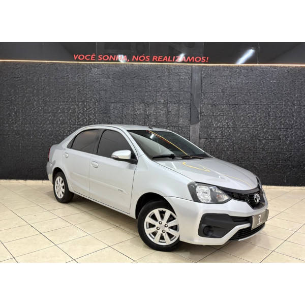 Etios Sedan 1.5 16V 4P FLEX X PLUS AUTOMÁTICO