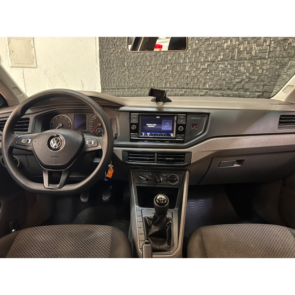 Polo Hatch 1.6 4P