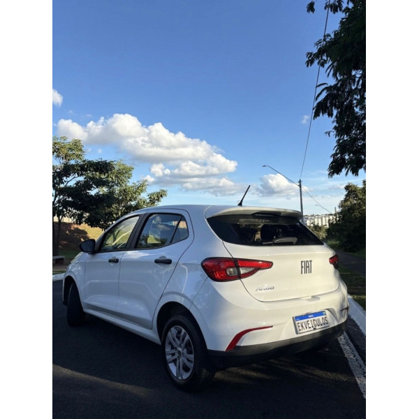 FIAT Argo 1.0 4P FLEX FIREFLY