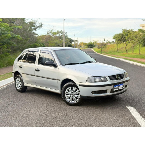 VOLKSWAGEN Gol 1.0 4P CITY