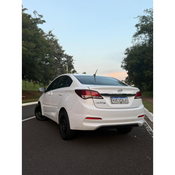 HYUNDAI HB 20 Sedan 1.0 12V 4P FLEX COMFORT PLUS