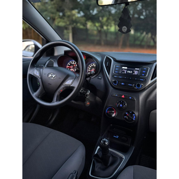 HYUNDAI HB 20 Sedan 1.0 12V 4P FLEX COMFORT PLUS