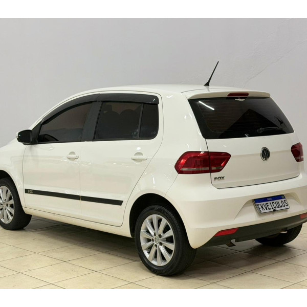 VOLKSWAGEN Fox 1.0 12V 4P TRENDLINE FLEX