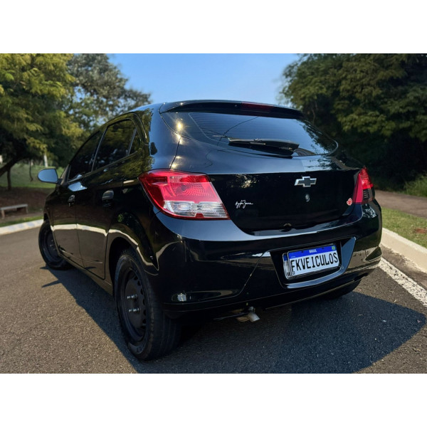 CHEVROLET Onix Hatch 1.0 4P FLEX JOY
