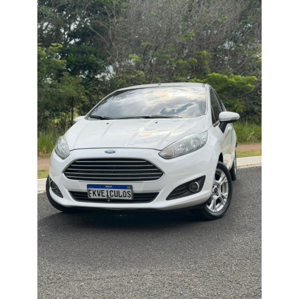 FORD Fiesta Hatch 1.6 16V 4P SEL FLEX