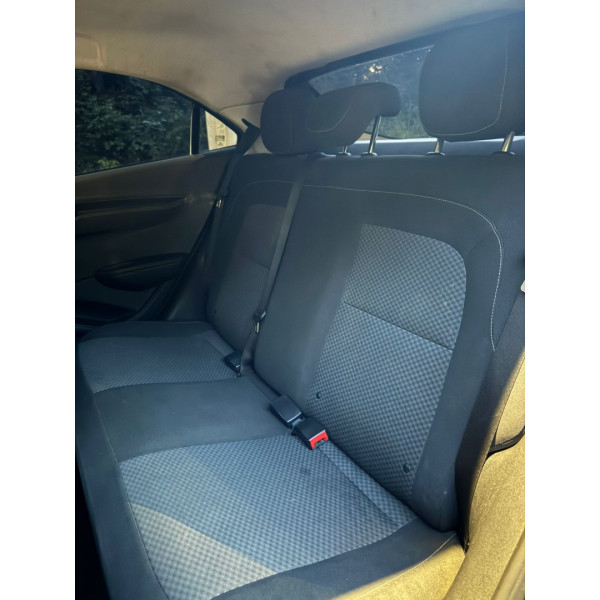 CHEVROLET Onix Hatch 1.0 4P FLEX JOY