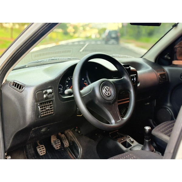 VOLKSWAGEN Gol 1.0 4P CITY