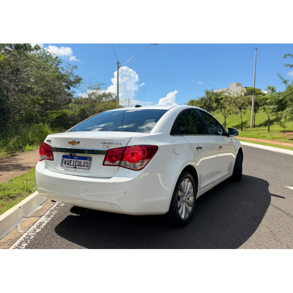 CHEVROLET Cruze Sedan 1.8 16V 4P LTZ ECOTEC FLEX AUTOMÁTICO